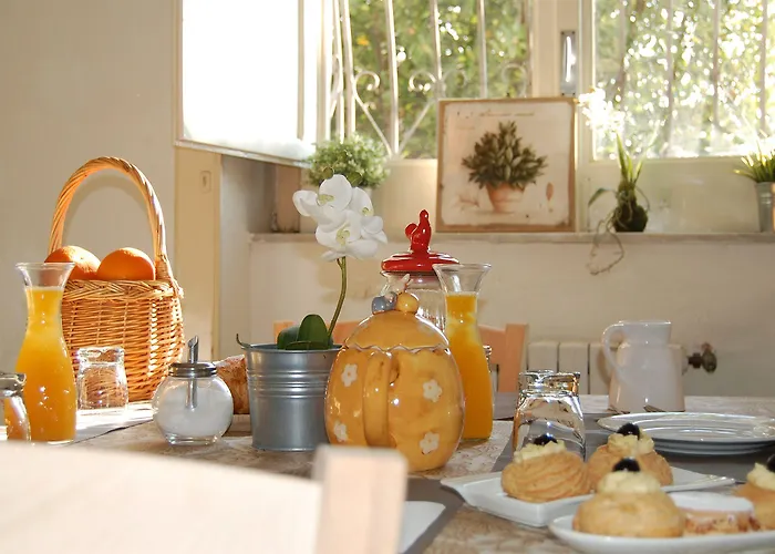 לינה וארוחת בוקר Gli Aranci